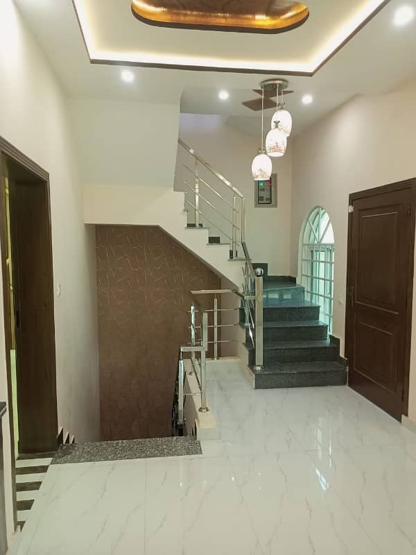 8 MARLA LIKE A BRAND NEW EXCELLENT CONDITION GOOD FULL HOUSE FOR RENT IN UMAR BLOCK BAHRIA TOWN LAHORE 17