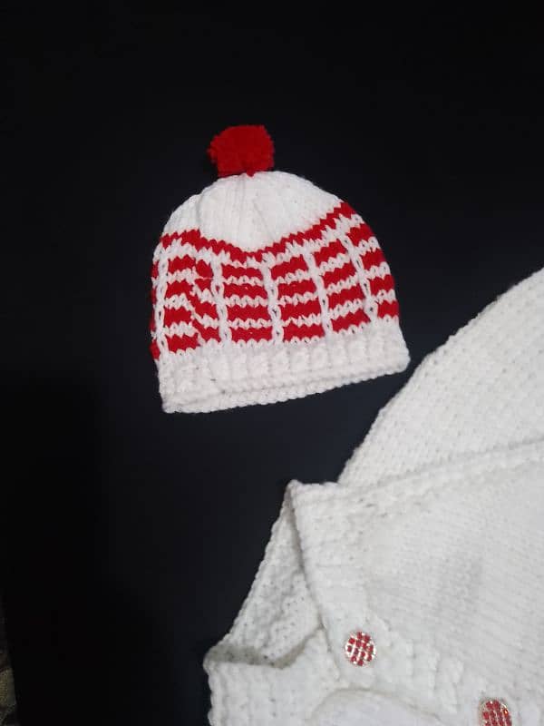 Woolen set for baby 3