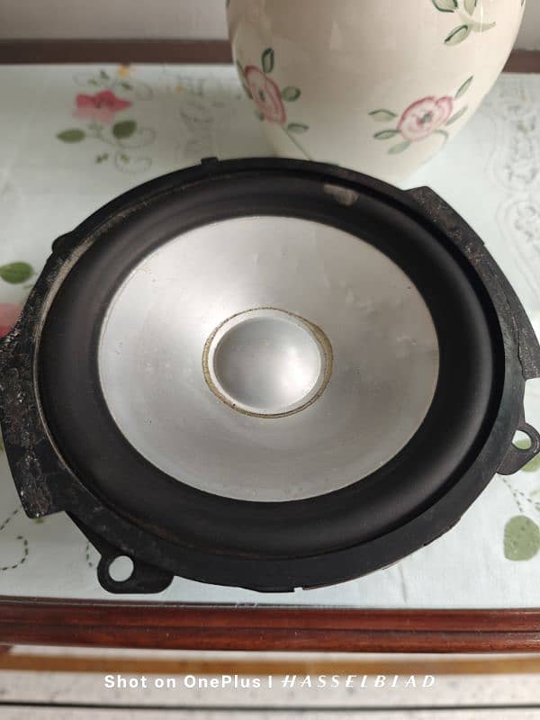 JBL speakers for Car 7