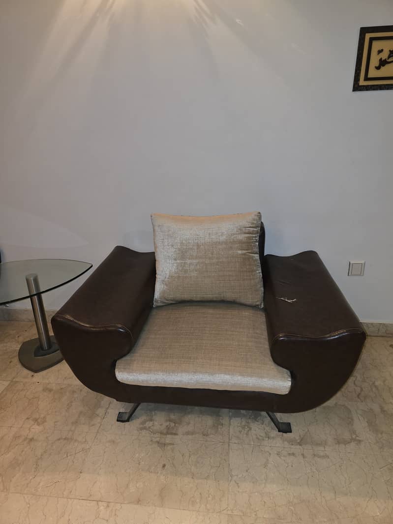 Salmis 6 seater sofa set with matching sethi and side table 7