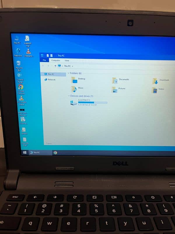 Good condition mini laptop good battery backup with charger 2