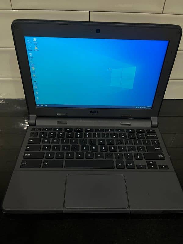 Good condition mini laptop good battery backup with charger 5