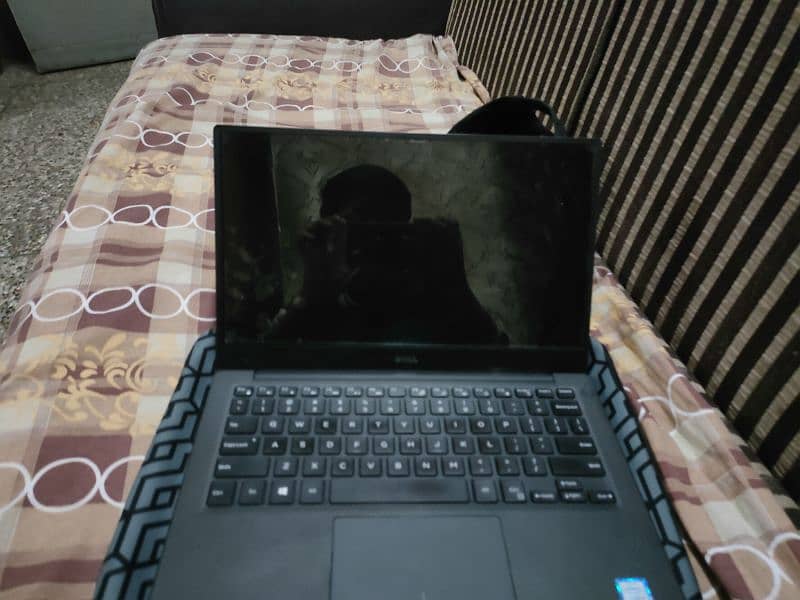 Dell XPS 13 0