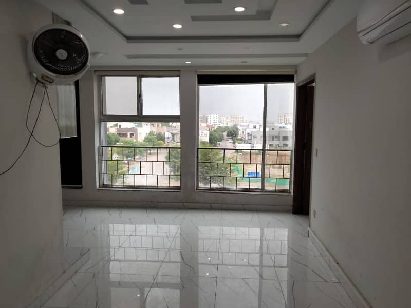 1 BED BRAND NEW LUXURY EXCELLENT GOOD CONDITION IDEAL FLAT FOR RENT IN BAHRIA TOWN LAHORE 14