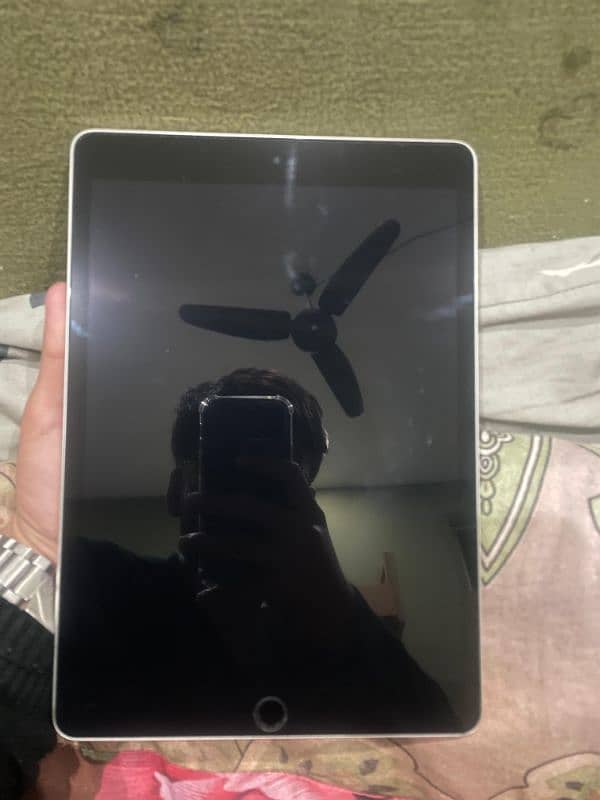 Ipad 9 Generation 10 By 10 No Boxx  Charger 4