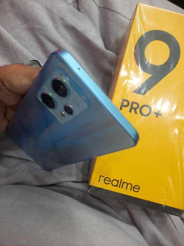 realme 9pro+ 5g   8gb 128gb with box 2