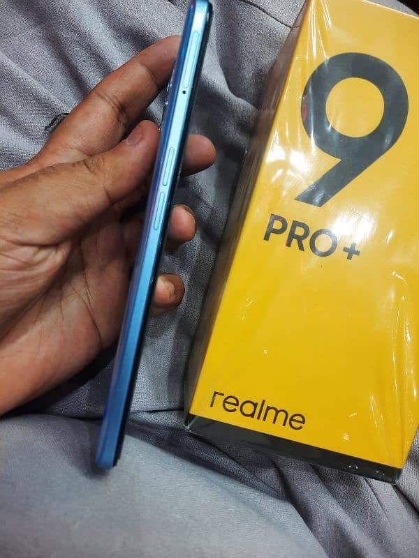 realme 9pro+ 5g   8gb 128gb with box 4