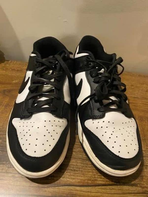 Nike SB Dunks Low (Pandas) 3