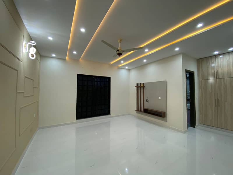 8 MARLA BRAND NEW HOUSE FOR RENT IN MILITARY ACCOUNTS HOUSING SOCIETY COLLEGE ROAD 2