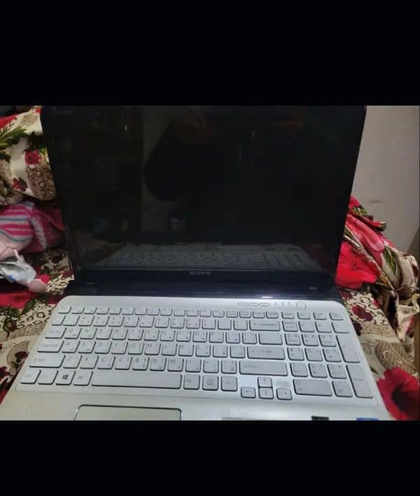 SONY LAPTOP CORE I5 3RD GENERATION (MOTHERS BORD ISSUE) 0