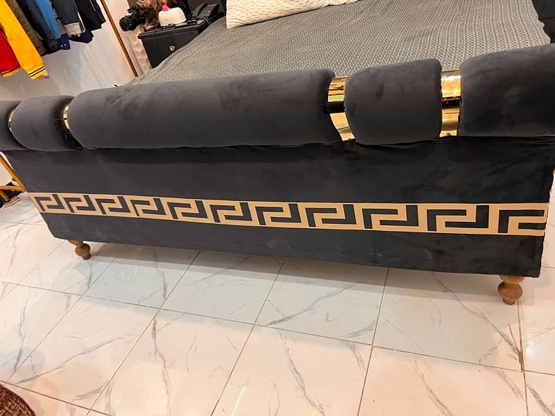 Used Bed For Sale In Best Condition 4