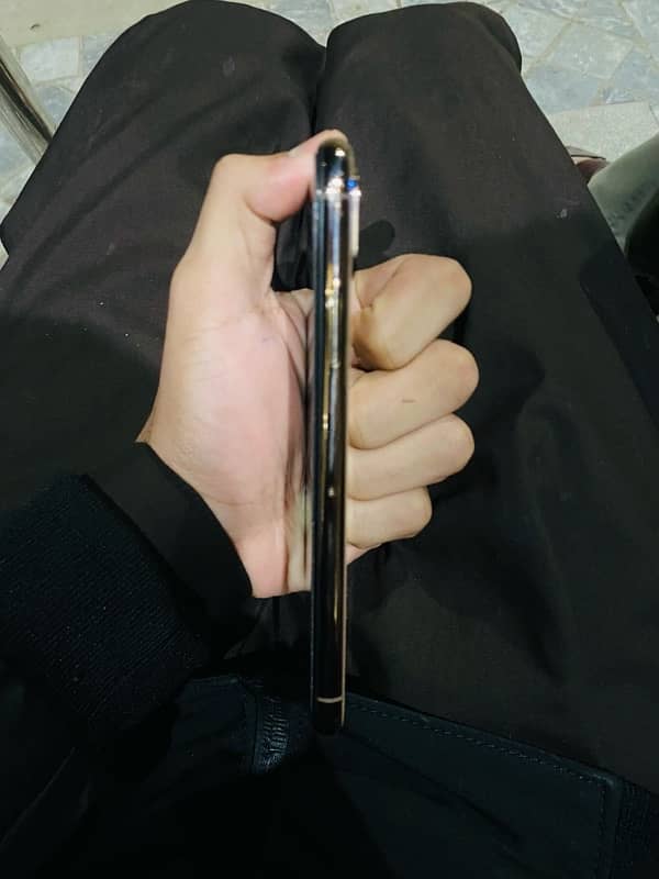 Iphone XS (non pta) 4