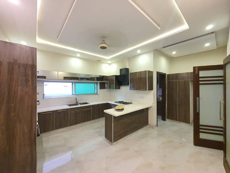 One Kanal Gorgeous Bungalow For Rent Prime Location DHA PHASE 4 Near Park 20