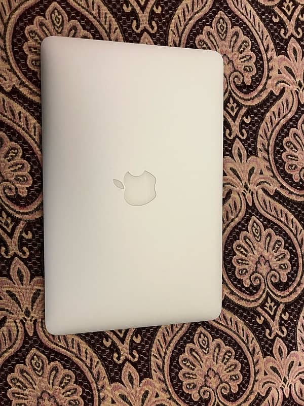 MacBook Air 2015 | Core i5 Processor 4