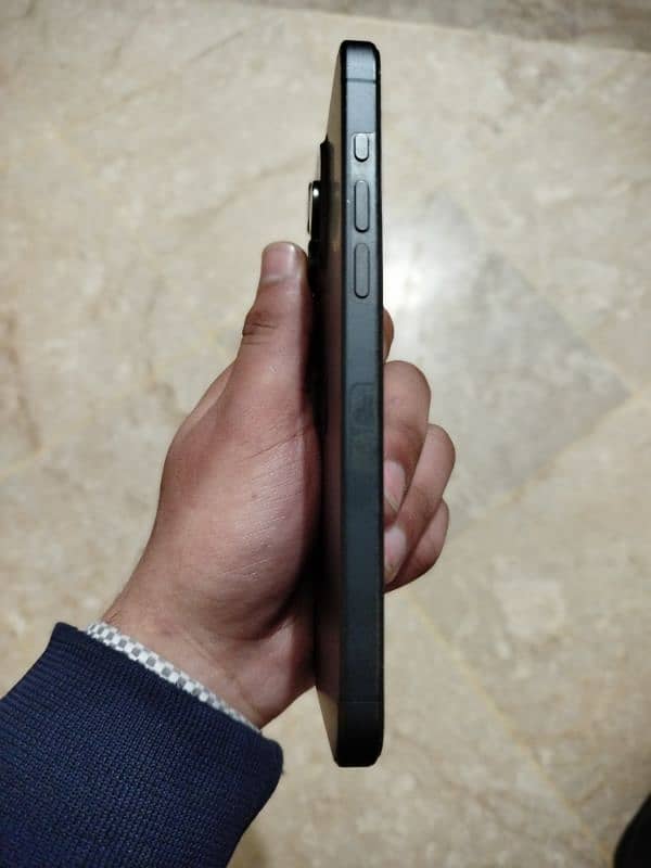 Iphone 15 pro max urgent sale 1