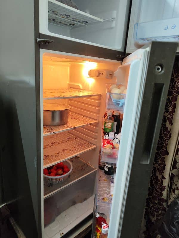 Haier Refrigerator Full Size 10/10 2