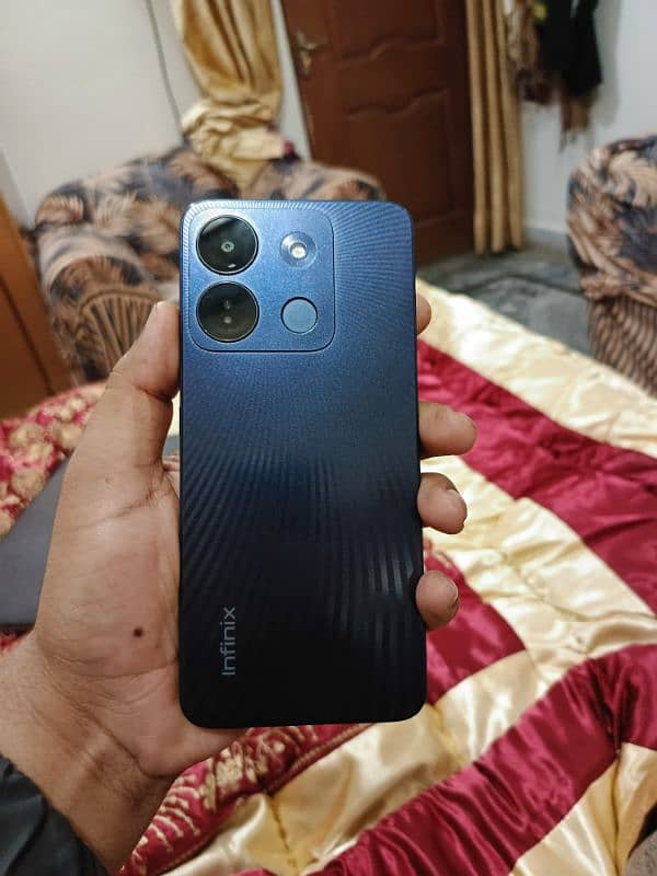 Infinix smart 7 hd new condition 5