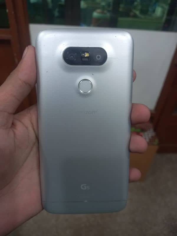 LG G5 (4gb 32gb 3D Display) 1