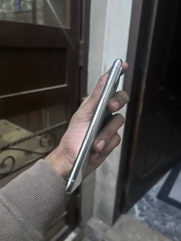 iphone xs  64gb non pta 2