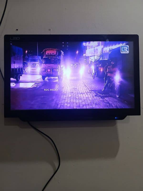 24 inch led 10by10 3