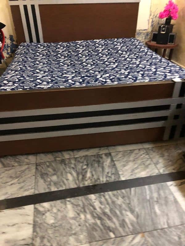 only bed King size not mattress included 0