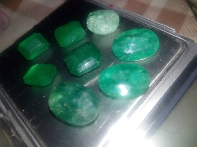 Zamurd yaqoot marjan Neelam pukhraj feroza aqeeq sapphire all stones 8