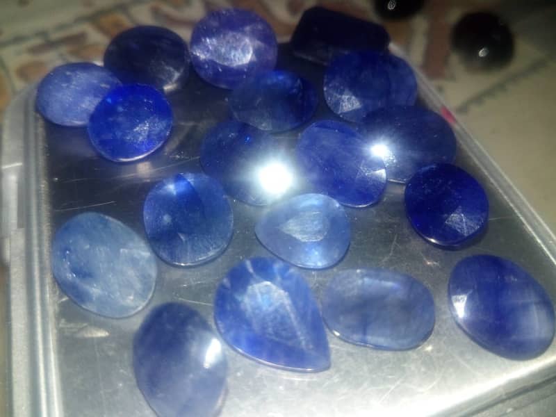 Zamurd yaqoot marjan Neelam pukhraj feroza aqeeq sapphire all stones 9