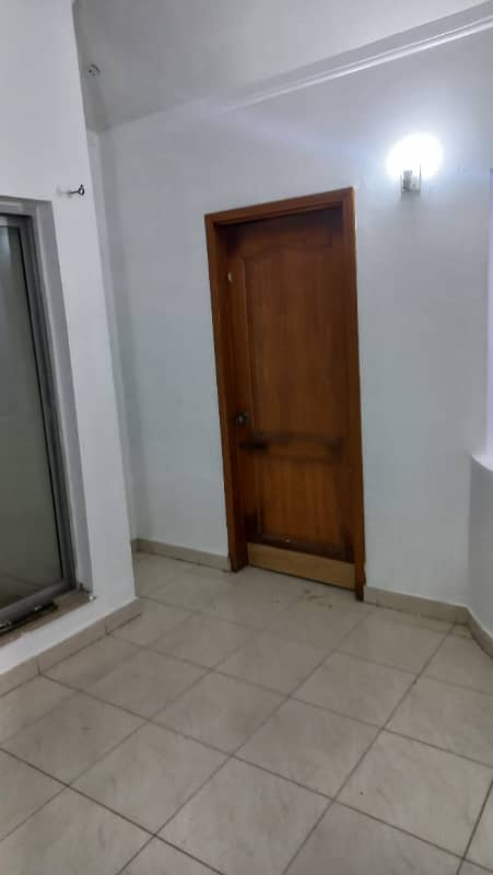 5 MARLA EXCELLENT CONDITION GOOD FULL HOUSE FOR RENT IN SAFARI VILLAS BAHRIA TOWN LAHORE 9