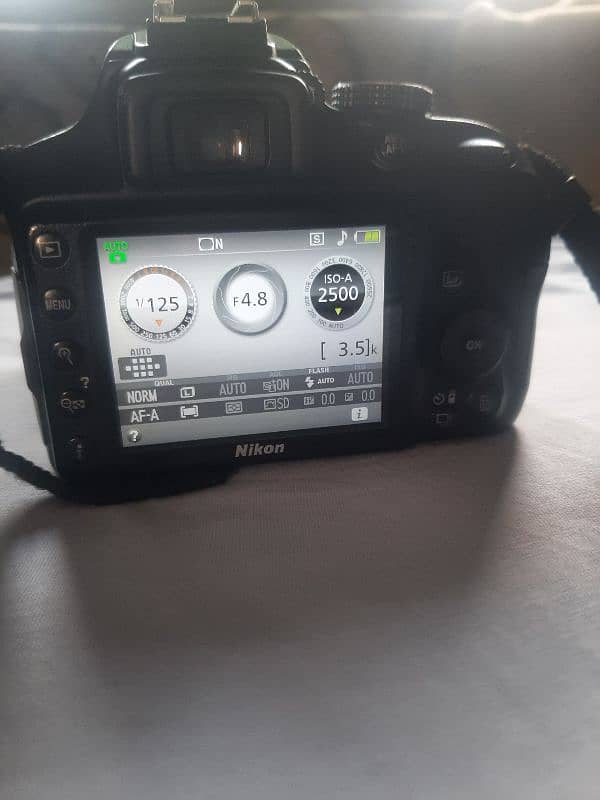 Excellent Condition DSLR for sale 2