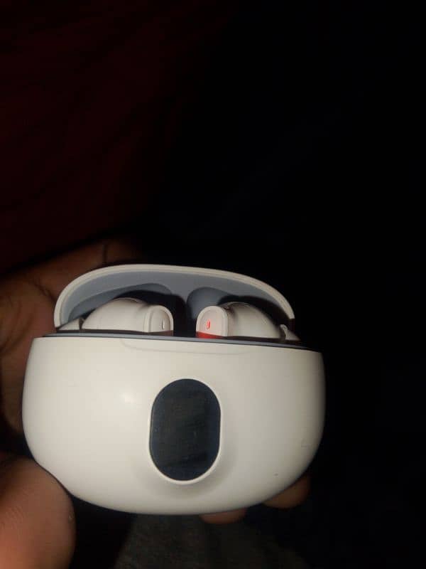 stereo airbuds 1 week use 0