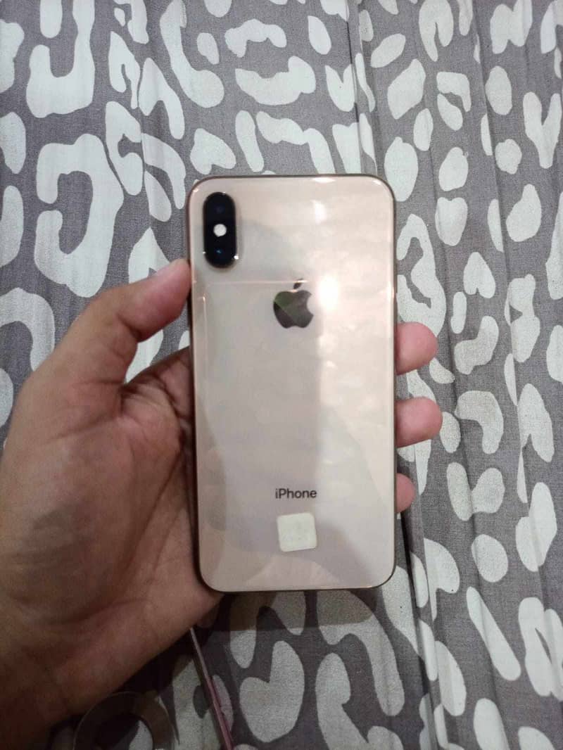 Apple iPhone XS 5