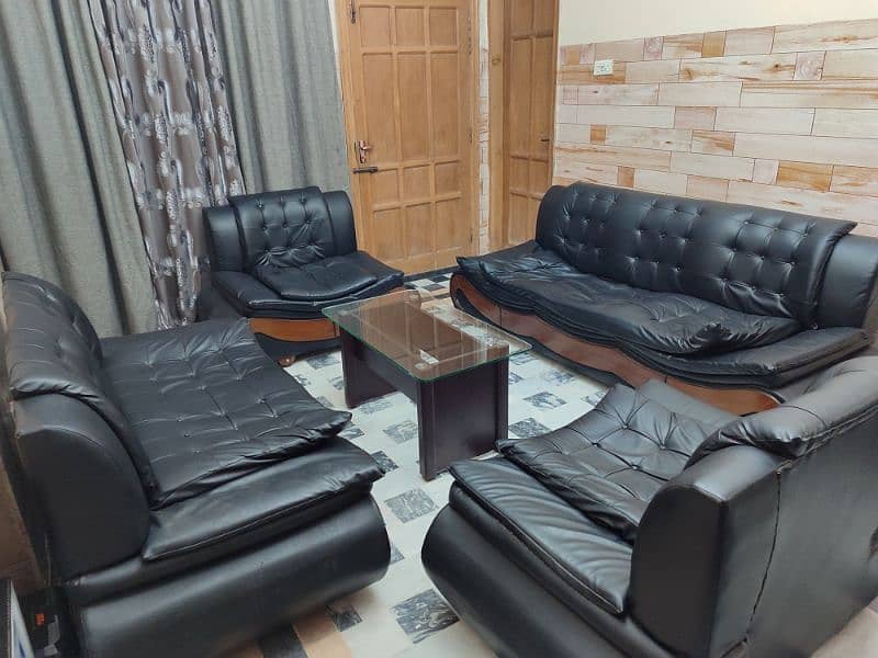 7 Seater sofa for sale in good condition 1