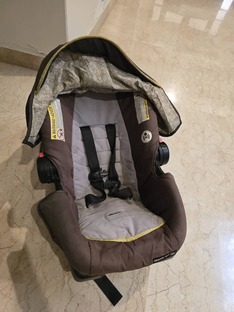 Graco Stroller with isfix seat 6