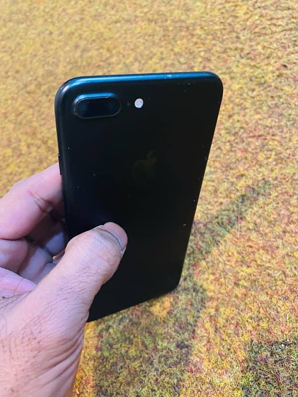 iphone 7+ 128gb pta approved with box 0