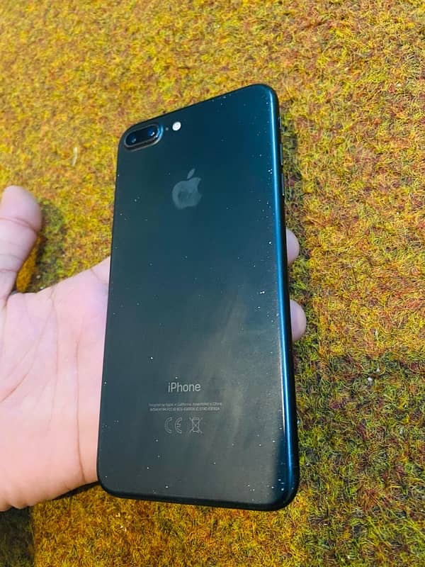 iphone 7+ 128gb pta approved with box 7