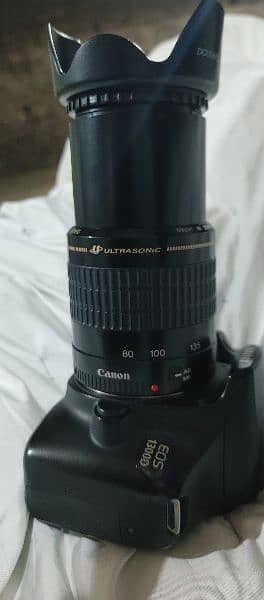 Canon 1300D with 200mm lens 0