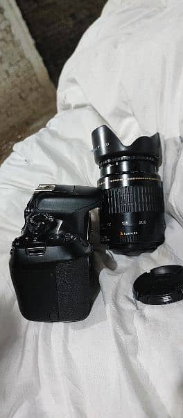 Canon 1300D with 200mm lens 1