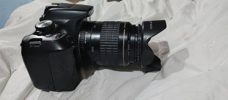 Canon 1300D with 200mm lens 2