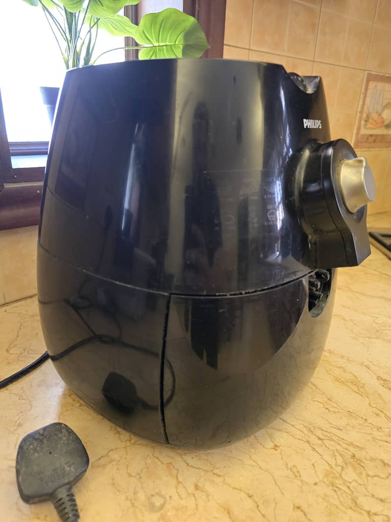 PHILIPS AIR FRYER 0