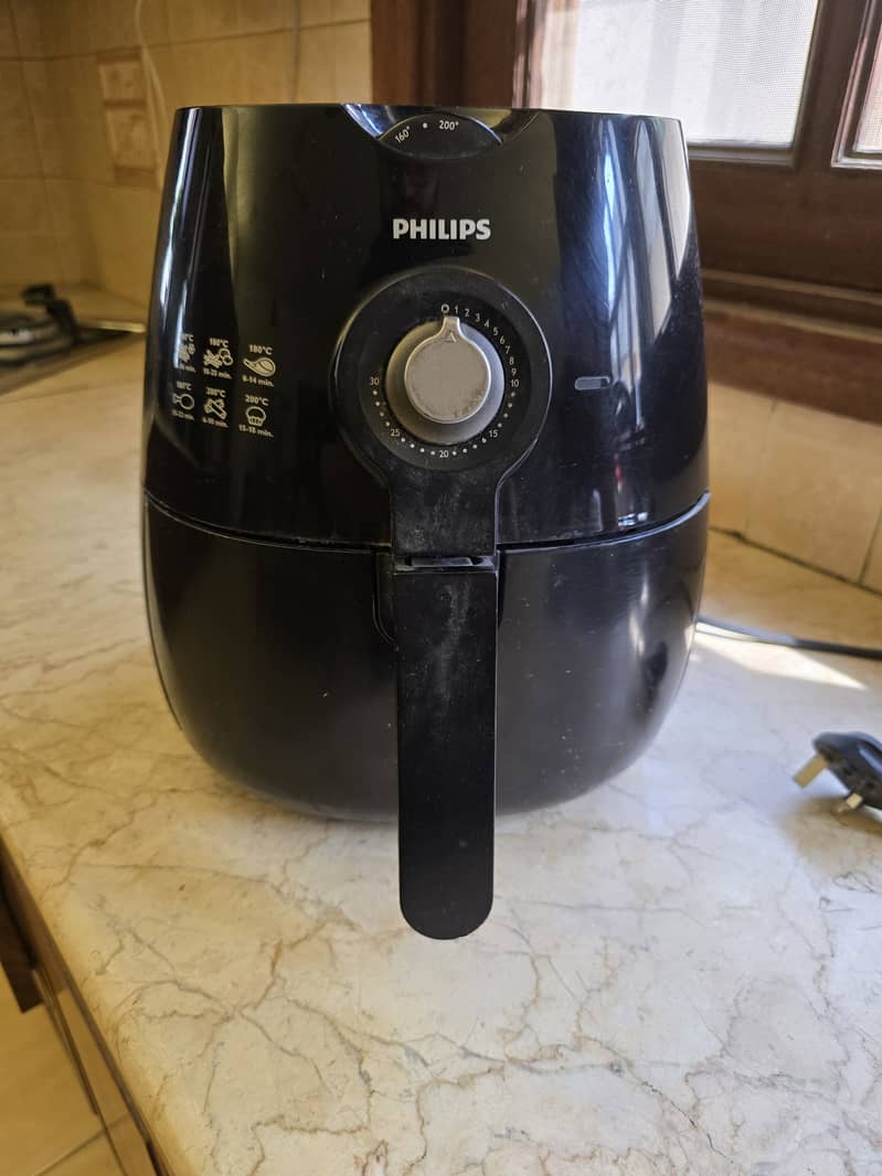 PHILIPS AIR FRYER 6