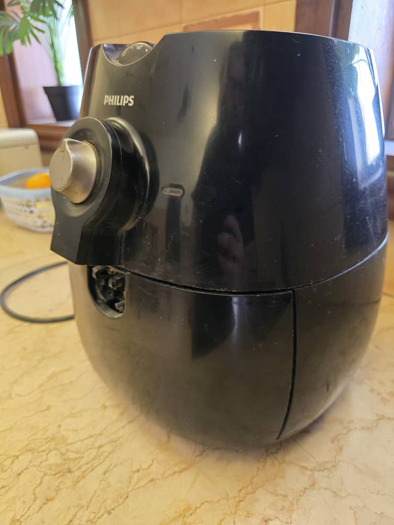 PHILIPS AIR FRYER 10