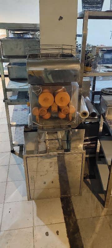 orange juice machine imported few day use we hve pizza oven restaurant 1