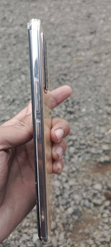 vivo v23e 256 gb gold colour 3