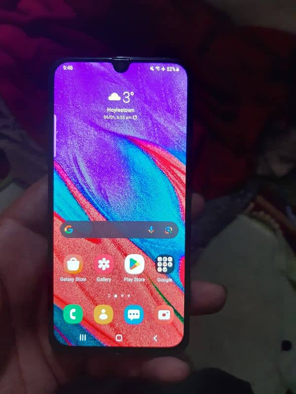 Samsung Galaxy A40 1