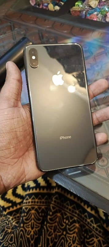 I phone XS Max 64 GB 2