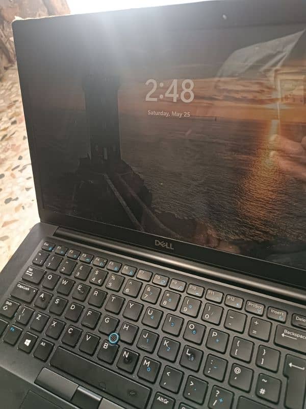 Latitude 7490 2