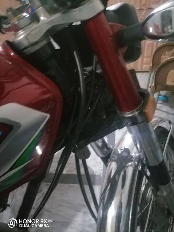 honda 125 22/23 neat and clean bike for sale 5