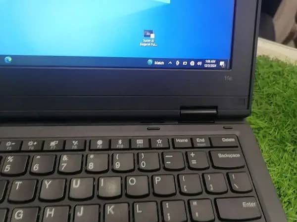 Lenovo ThinkPad Yoga 11e 4