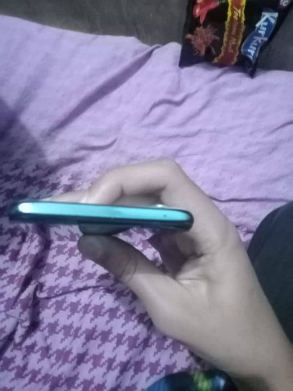 OPPO F15 3