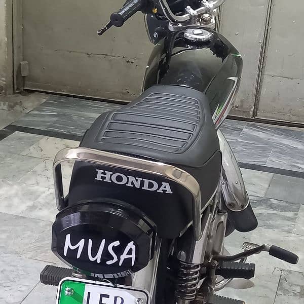 Honda 125 2014 6